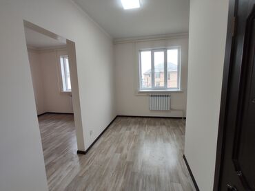 панельный дом: 250 м², 8 комнат, Свежий ремонт Кухонная мебель