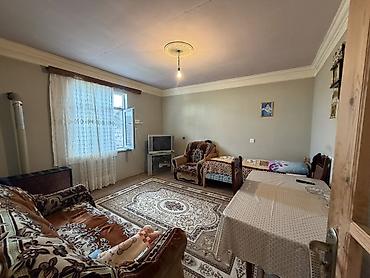 bakida satilan evler: 4 otaqlı, 130 kv. m — 10