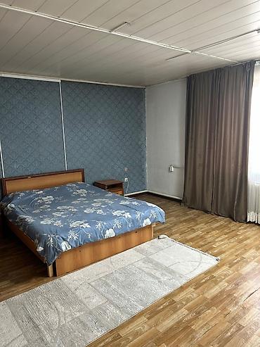 Продажа коттеджей и домов: Дом 2 этажа, площадь 206 м², участок 5 соток. Локация: Токолдош, ул — 17