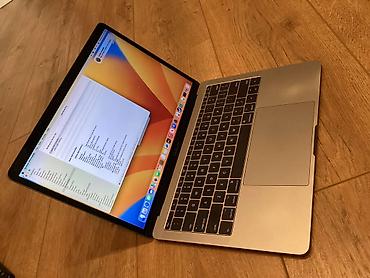 macbook qiymet: MacBook Pro 2017 satılır. MacBook yaxşı vəziyyətdədir və stabil — 4