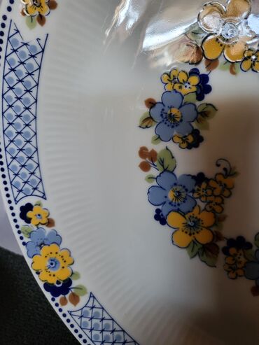 Ostali antikviteti: Servis za torte,kolace Colditz 1970 do 1980god. Istocna Nemacka — 9