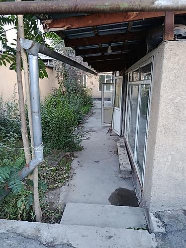 в джале: Сдается дом на долгий срок . Цена договорная .ЗВОНИТЬ! Район Кызыл — 10