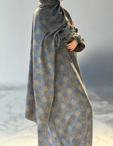 Повседневные платья: Абая с хиджабом из мягкой струящейся ткани с благородным сатиновым — 3