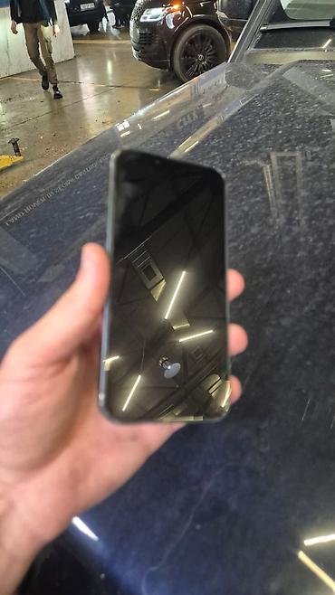 aple 13: IPhone 13, 128 GB, Midnight, Simsiz şarj, Face ID — 2