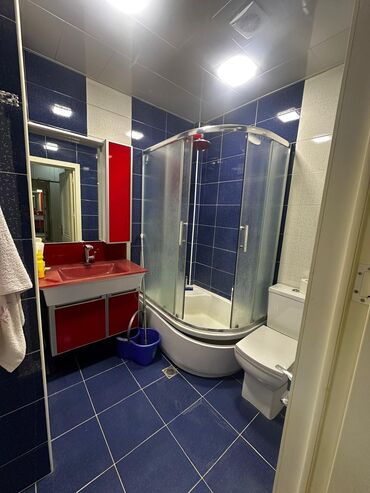 Uzunmüddətli kirayə mənzillər: Salam ev Xanimlara ve Aileli sexslere verilir. Her bir seraiti var 4 — 16