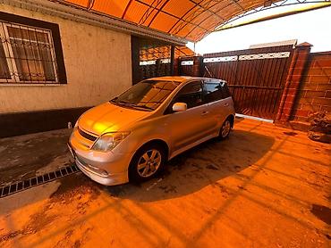 e klass: Toyota Ist: 2003 г., 1.5 л, Автомат, Бензин, Седан — 6
