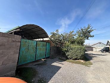 Sale of cottages and houses: Продается Дом * ﻿﻿Адрес: ж/м Кара Жыгач * ﻿﻿Площадь: 100км2 — 2