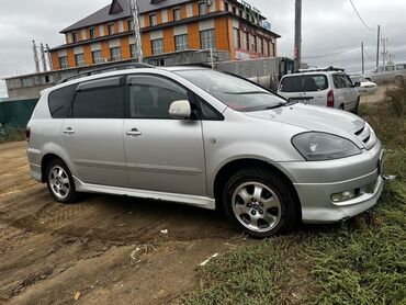 Toyota: Toyota Ipsum: 2004 г., 2.4 л, Автомат, Бензин, Минивэн