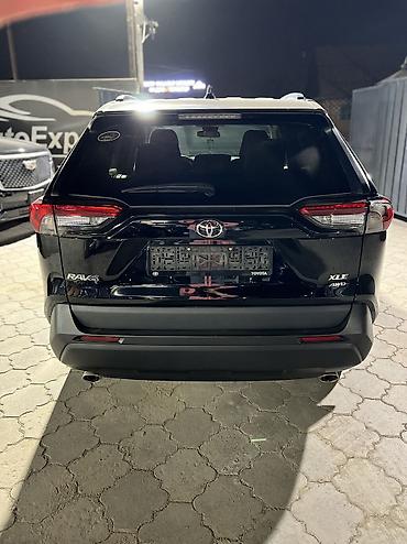 Toyota: Toyota RAV4: 2021 г., 2.5 л, Автомат, Бензин, Кроссовер — 6
