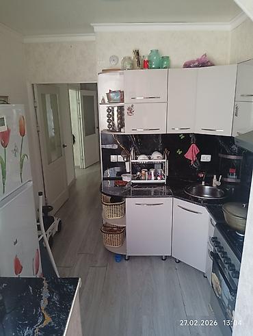 Продажа квартир: 4 комнаты, 75 м², 107 серия, 3 этаж, Косметический ремонт — 8