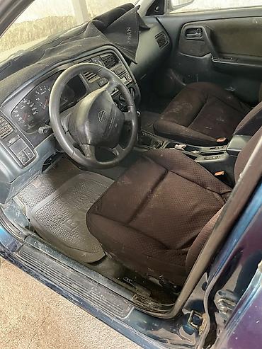 Nissan Primera: 1998 г., 1.6 л, Механика, Бензин, Седан — 4