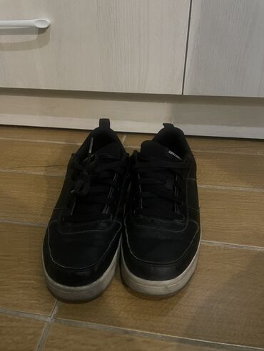 зимние термо кроссовки мужские: Кроссовки Skechers Street, мужские, черные. - Лаконичный однотонный