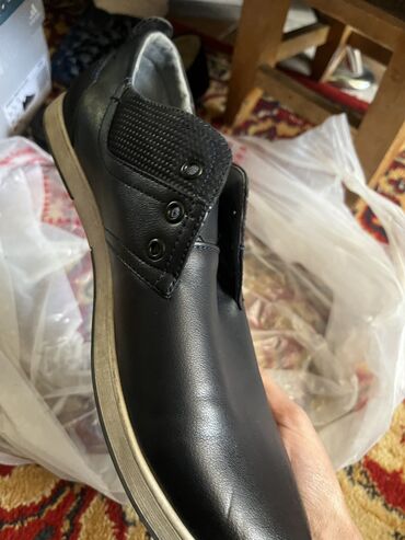 тимберленд обувь бишкек: Продаю обувь мужской размер 42