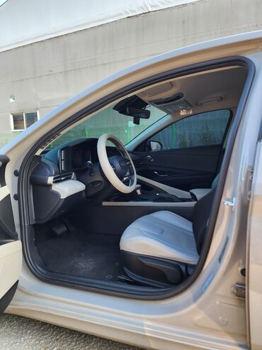 Hyundai: Hyundai Avante: 2021 г., 1.6 л, Вариатор, Газ, Седан — 12