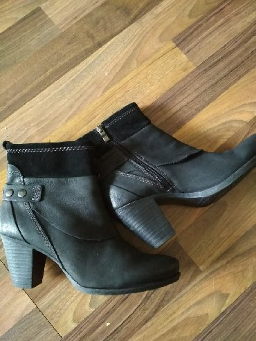 женская ботинка: Ботинки и ботильоны Marco Tozzi, 40, цвет - Черный