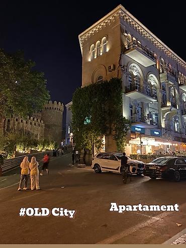 Günlük kirayə mənzillər: 2 otaqlı — 2