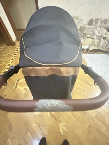 Gəzinti arabaları: Üçtəkərli araba — 3