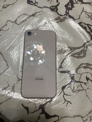 iphone 8: IPhone 8, Б/у, 64 ГБ, Белый, Защитное стекло, Коробка, 76 %