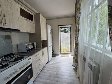 Иссык-Куль 2025: Уютная меблированная квартира-с изолированной спальней и просторной — 5