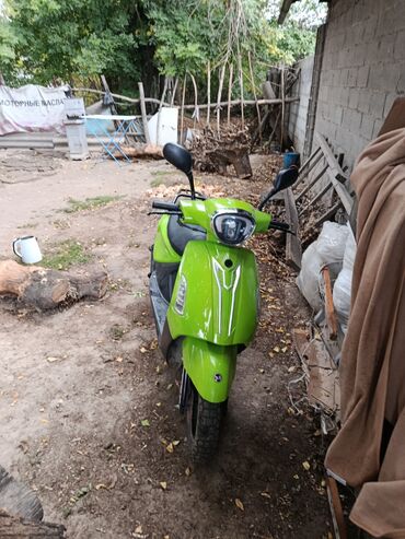 муравей с кабиной: Yamaha, 125 куб. см, Бензин, Колдонулган