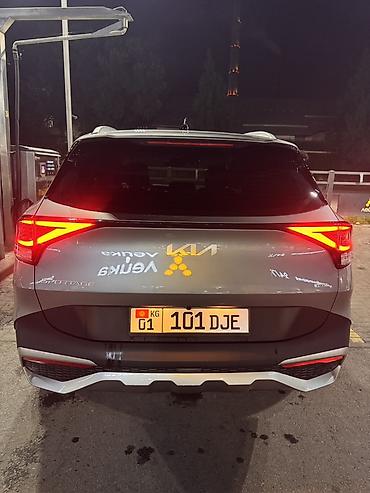 салон машины: Kia Sportage: 2022 г., 1.6 л, Автомат, Гибрид, Кроссовер — 4