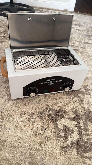 маникюрный столик: Сухожаровой стерилизатор Mini High Temperature Sterilizer CH-360T - — 1