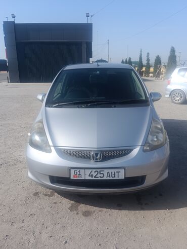 таета кровн: Honda Fit: 2003 г., 1.3 л, Вариатор, Бензин, Хэтчбэк