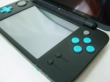 igrice za decu: Nintendo NEW 2DS XL (čipovan, 60 igara) + punjač + stilos Stanje — 9