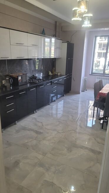 продажа 1 комн кв в бишкеке: 3 бөлмө, Менчик ээси, Чогуу жашоосу жок, Толугу менен эмереги бар