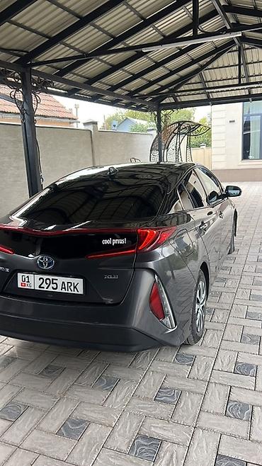 Унаа сатуу: Toyota Prius: 2019 г., 1.8 л, Вариатор, Гибрид, Хетчбек — 3