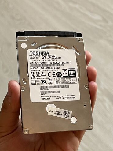 Жесткие диски, переносные винчестеры: Продаю жесткий диск TOSHIBA 500GB с передником