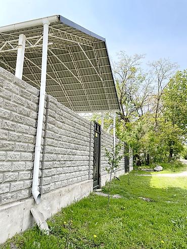 Продажа коттеджей и домов: Продаетьсядом новый с большим участком 12.6соток участок квадратный — 3