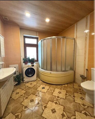 Uzunmüddətli kirayə mənzillər: Azadlıq ilə İnqilabın kəsişməsində,Neftçibazanın yanında,14 mərtəbəli -da lalafo.az — 9 Uzunmüddətli kirayə mənzillər: Azadlıq ilə İnqilabın kəsişməsində,Neftçibazanın yanında,14 mərtəbəli — 9