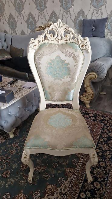 Klassik üslubda zərif yemək otağı stulu. ENDİRİM OLUNDU: Stul 8