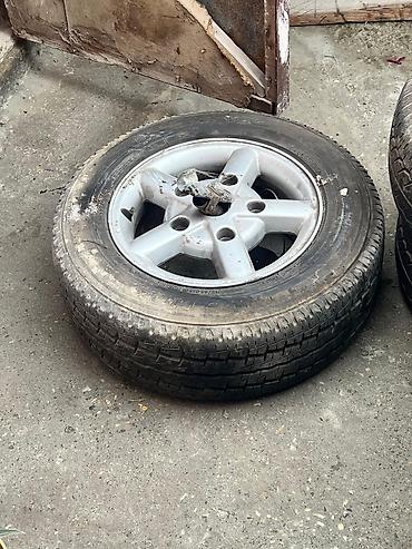 ford satışı: Salam 4 bir yerde satılır 15 lik ford disk tekeridi catı zadı yoxdu — 1