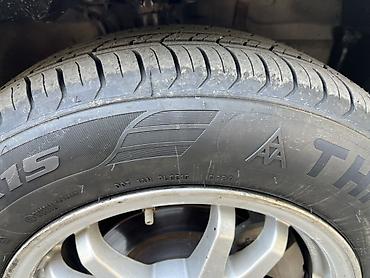 30 kuza: Toyota Prius: 1.8 l | 2010 il Hetçbek — 6