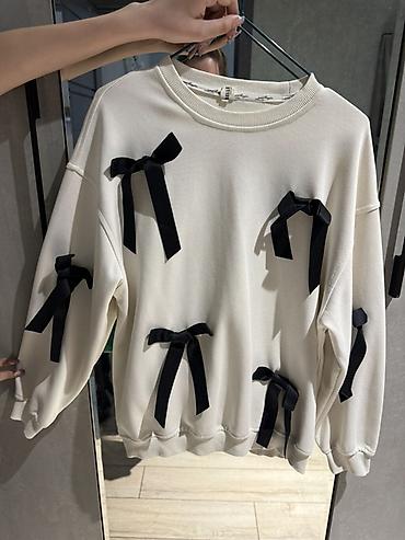 Футболки: Набор футболок и кофт . Размер 150 Все в хорошем состоянии . Не — 7