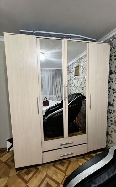 сервант для посуды бу: Кийим салуучу шкаф, Колдонулган, Түз lalafo.kg да сервант для посуды бу: Кийим салуучу шкаф, Колдонулган, Түз