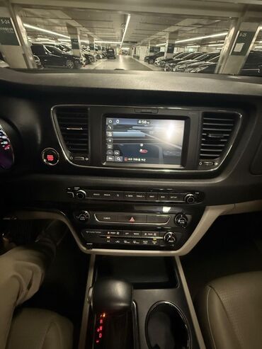 срочно продам авто в связи с переездом: Kia Carnival: 2018 г., 2.2 л, Автомат, Дизель, Минивэн