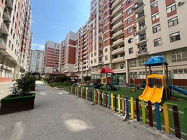 Mənzillər: 4 otaqlı, Yeni tikili, 163 kv. m — 2