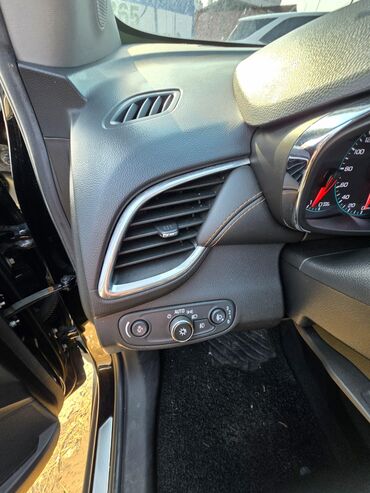 Chevrolet: Chevrolet Trax: 2019 г., 1.6 л, Автомат, Дизель, Хэтчбэк — 14