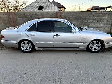 Mercedes-Benz: Mercedes-Benz E-Class: 1998 г., 3.2 л, Автомат, Бензин, Седан — 4
