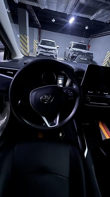 mcv 21: Toyota Corolla: 2020 г., Гибрид, Седан — 8