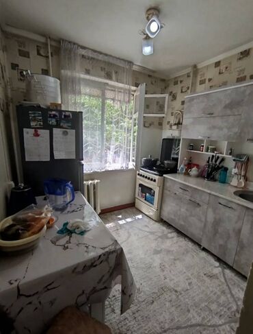 Продажа квартир: 1 комната, 33 м², 2 этаж, Старый ремонт