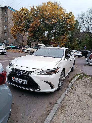 ом 422: Lexus ES: 2019 г., 2.5 л, Автомат, Гибрид, Седан — 2