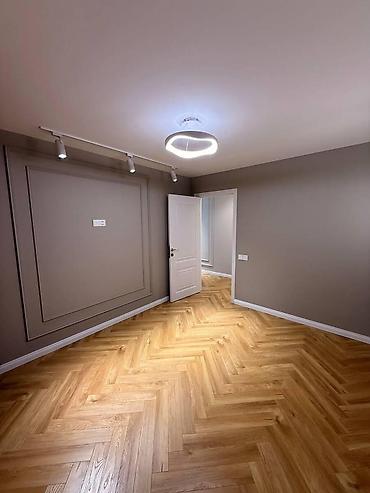 merdekanda ucuz kiraye evler gunluk: Bakı, Yasamal, 2 otaqlı, Köhnə tikili, m. Elmlər Akademiyası, 45 kv. m — 5