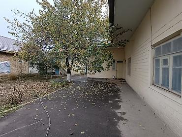 Продажа коттеджей и домов: Продаётся частный дом с большим двором и хозяйственными постройками — 9