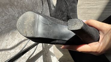 Çəkmələr: Uzunboğaz, Ölçü: 40, rəng - Qara, Yeni -da lalafo.az — 12 Çəkmələr: Uzunboğaz, Ölçü: 40, rəng - Qara, Yeni — 12