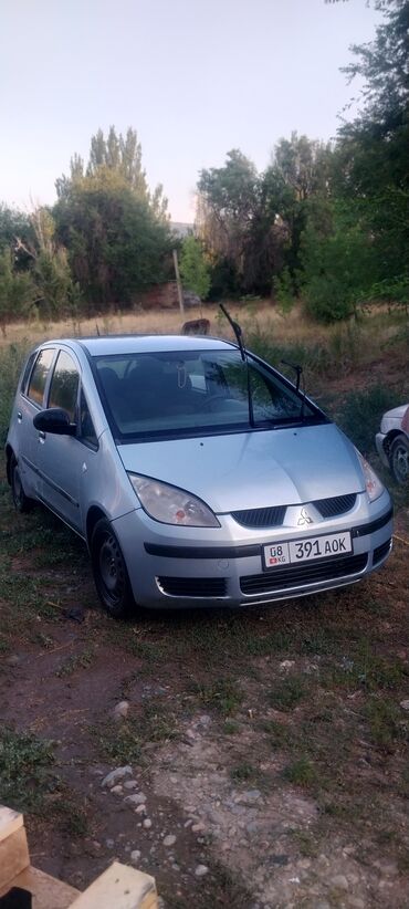 Mitsubishi: Mitsubishi Colt: 2006 г., 1.3 л, Робот, Бензин, Хэтчбэк