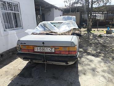 neta ls: Audi 100: 1986 г., Механика, Бензин, Седан — 3